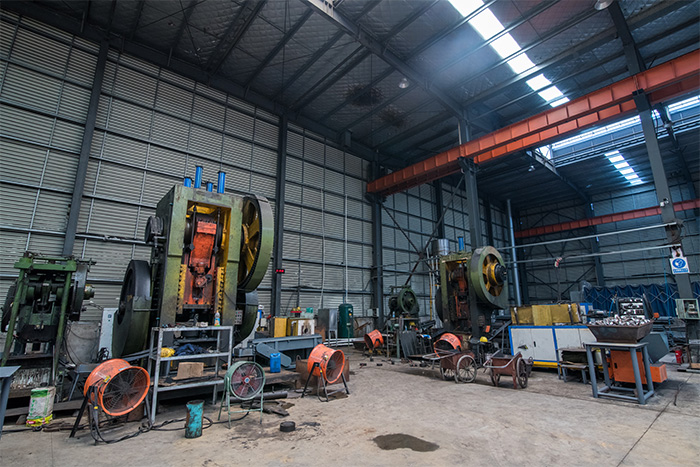 临沂网架配件-锥头加工车间